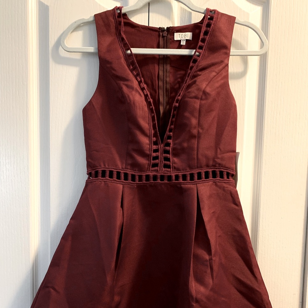 TOBI Burgundy NWT dress Small